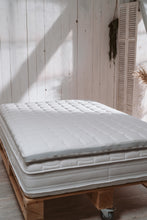 Lade das Bild in den Galerie-Viewer, Matratzentopper Deluxe