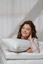 Lade das Bild in den Galerie-Viewer, 3-Kammer Kopfkissen 40x80 cm