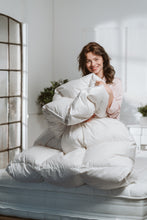 Lade das Bild in den Galerie-Viewer, Primaloft Bio Ganzjahres-Bettdecke MEDIUM
