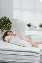 Lade das Bild in den Galerie-Viewer, Seitenschläferkissen 145 cm