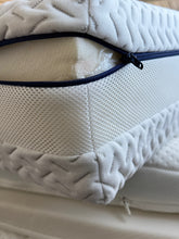 Lade das Bild in den Galerie-Viewer, Matratze FIT für die Nacht
